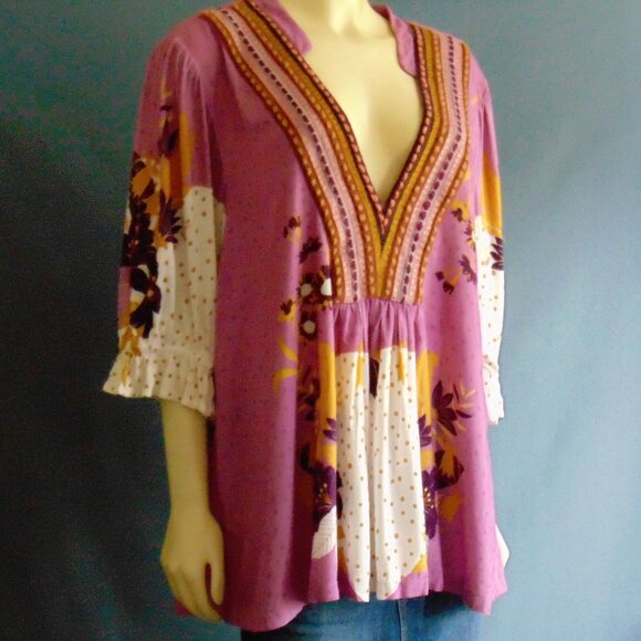 Bl^nk London Anthropologie Stephanie V-Neck Top L - Picture 4 of 14